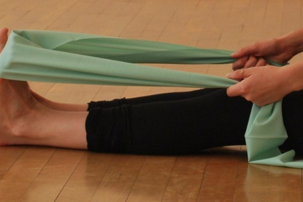 The Main Dancer - Stretch Band - to Improve Leg Stretching