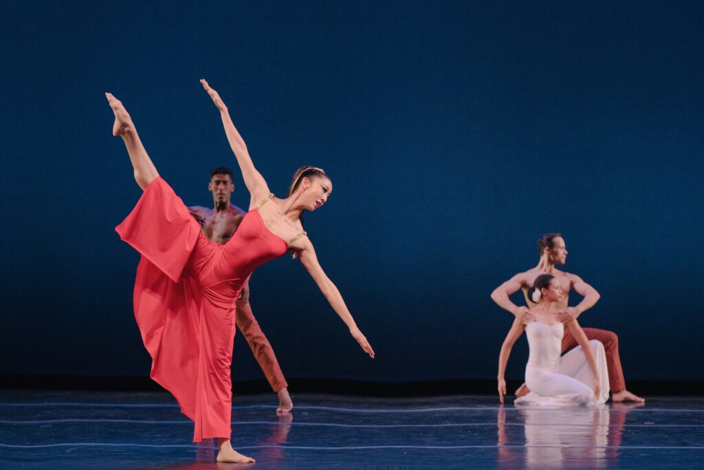 So Young An (front) and Martha Graham Dance Company in Diversion of Angels.